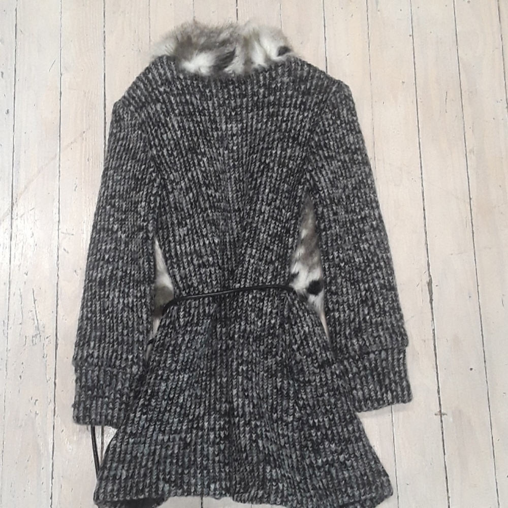 Coat - Picture 4 of 6